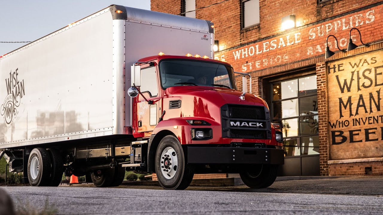 Mack Launches The Md Trucks Series And Presents Its New Manufacturing