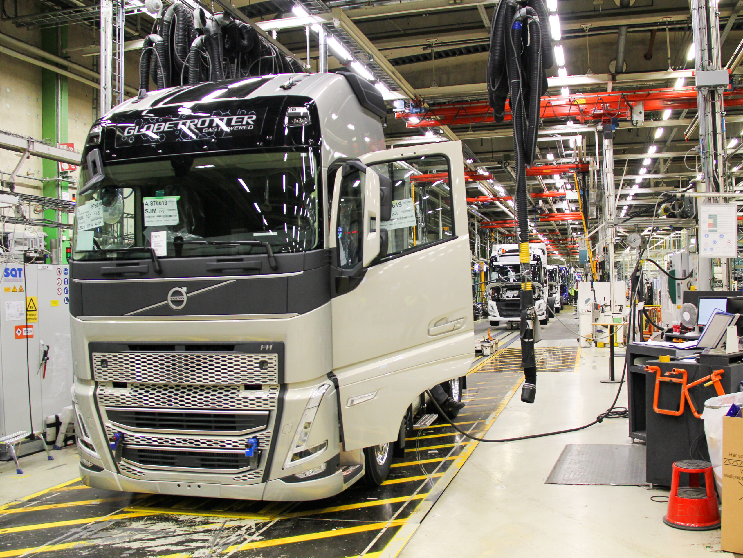 Volvo Trucks launches electric truck with longer range