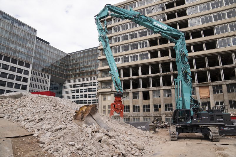 Kobelco Has Been Honored at the World Demolition Summit in Vienna