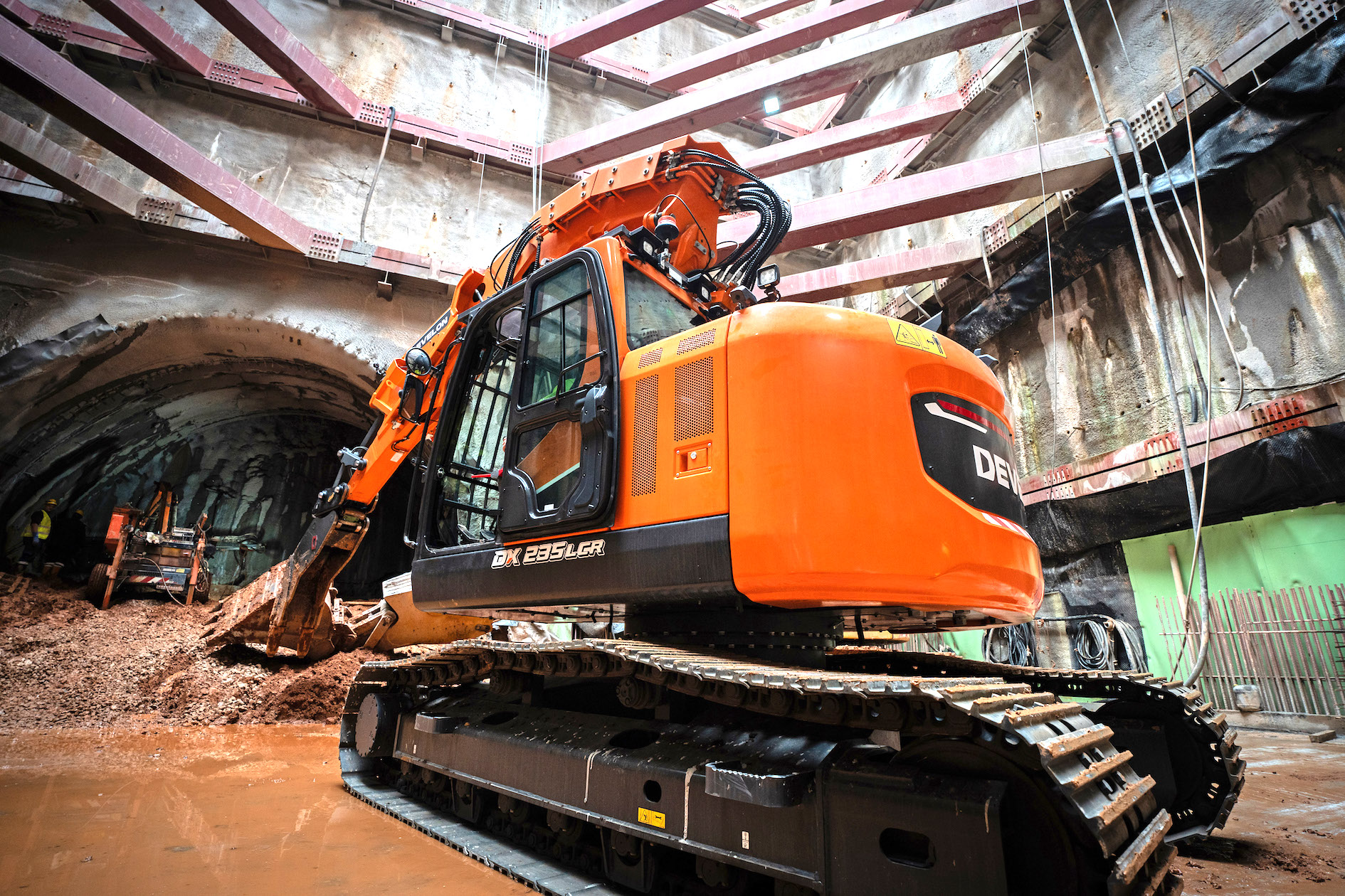 Develon Launches 25-Tonne Tunnelling Excavator